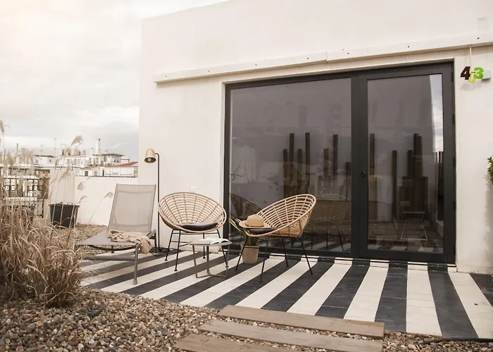 Room Select Tetuan Seville